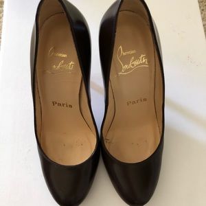 Christian Louboutin Brown Pumps